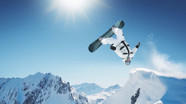 开云体育官方网站-WTA总决赛第3日综述：莱巴金娜首进四强，凯斯连败无缘出线，莱巴金娜网球资料