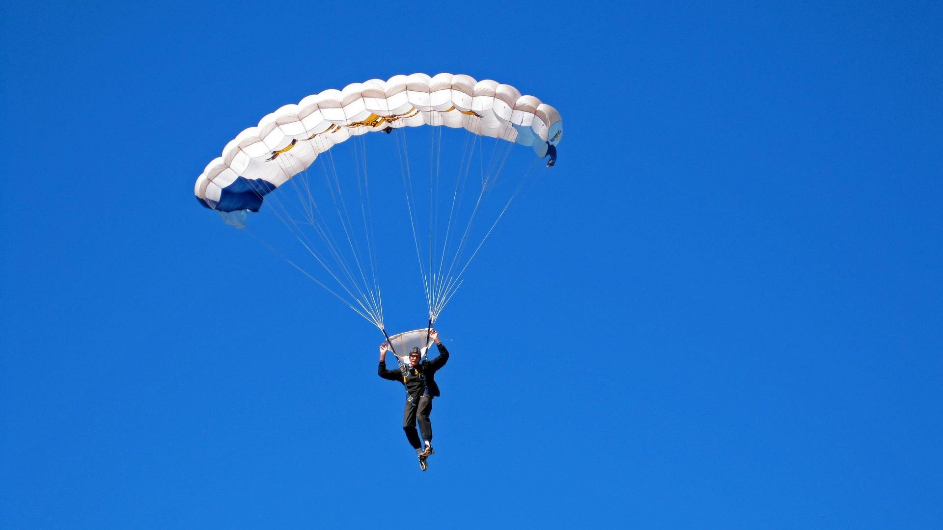 BLG逆风翻盘创下赛季新纪录，lol逆风局翻盘思路